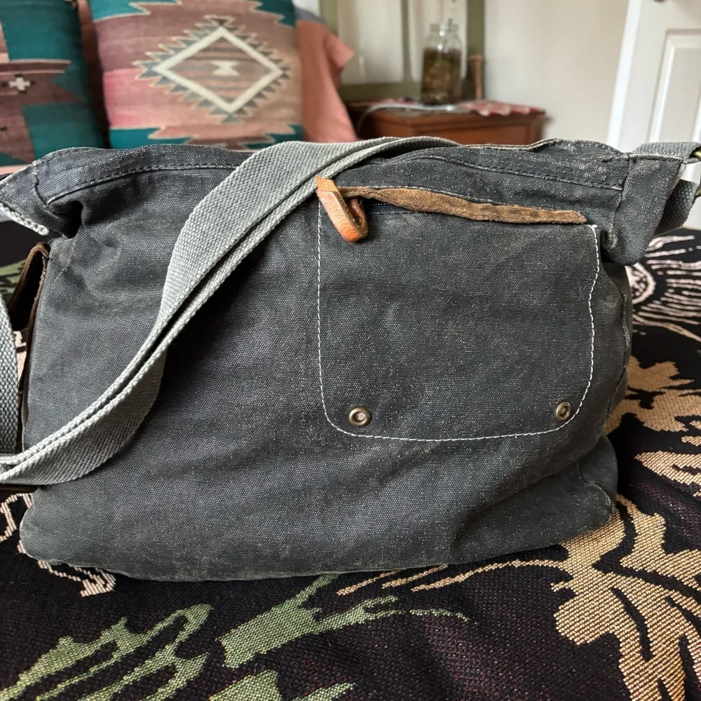Bed/Stu Black and Brown Crossbody Bag - Picture 4 of 8